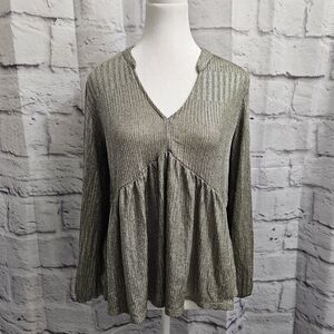 Kim & Cami Shimmering Gold/Silver V-Neck Metallic Blouse